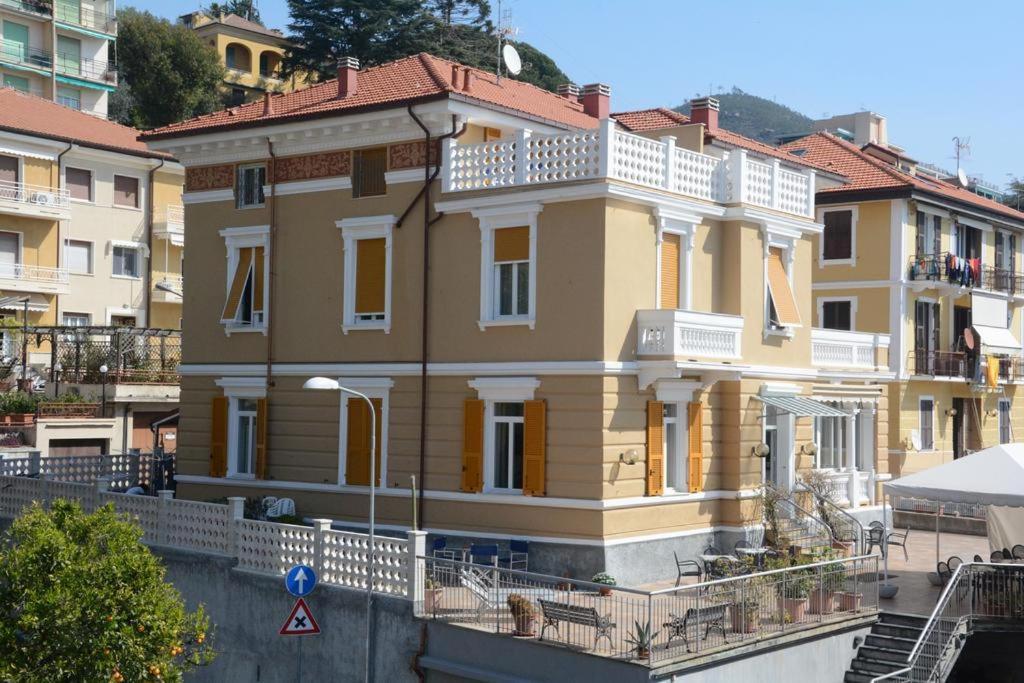 Hotel Ines Varazze Exterior foto